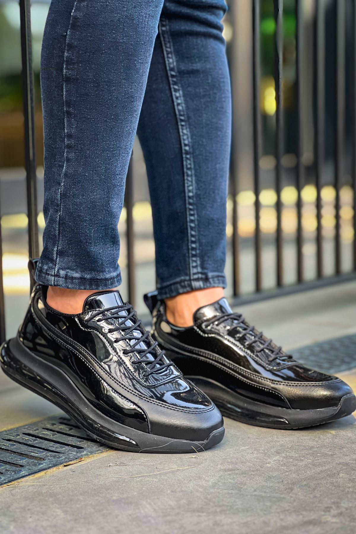 First Premium Özel Taban Erkek Sneaker Siyah Rugan