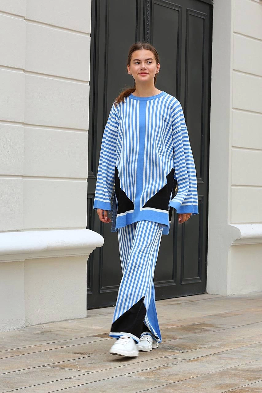 Striped Crew Neck Knitwear Suit Blue