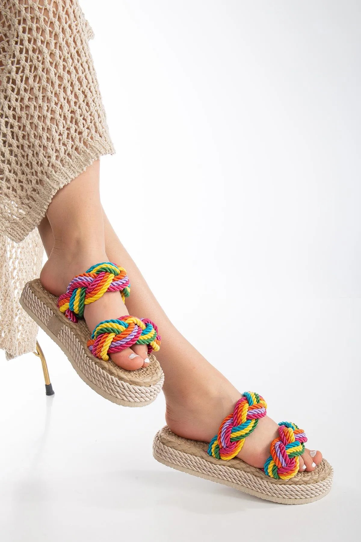 Hasır Burgulu Detaylı Renkli Yazlık Halat Terlik