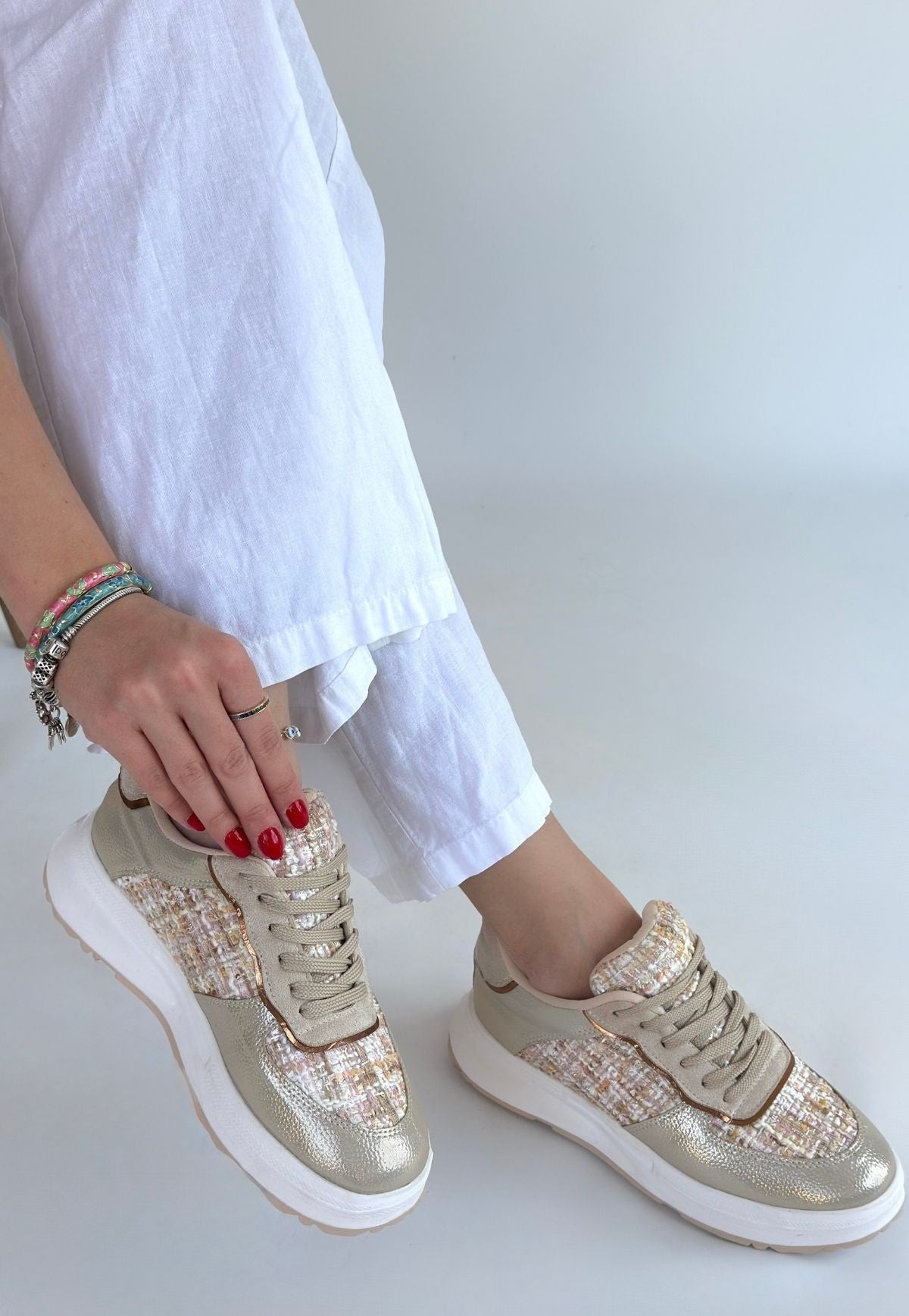 Hawer Premium Bej Bağcıklı Kumaş Detaylı Spor Ayakkabı