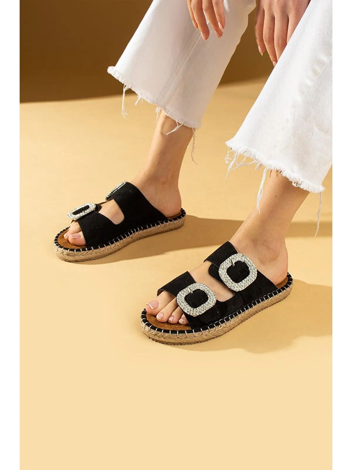 Hertas Premium Kadın Siyah Süet Kristal Çift Toka Poli Rahat Hasır Taban Terlik