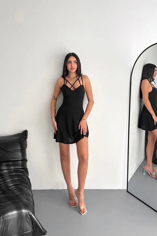 İnce Çift Askılı Mini Elbise Siyah