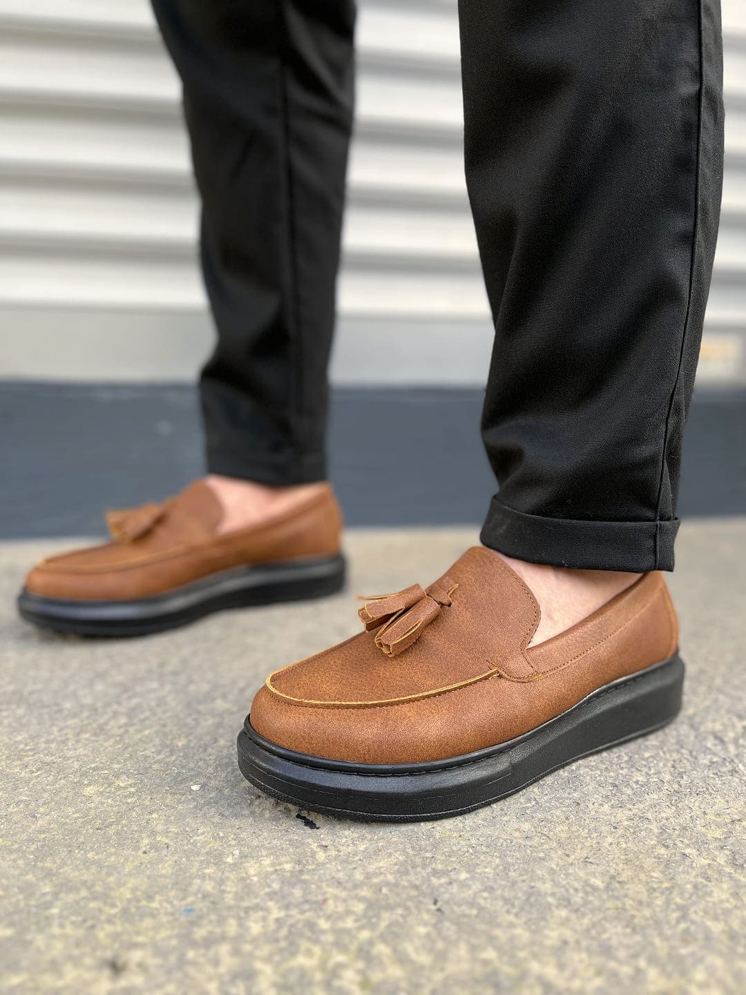 JY154 Blaze Bağcıksız Püsküllü Erkek Günlük Klasik Ayakkabı - Vegan Deri Taba Siyah