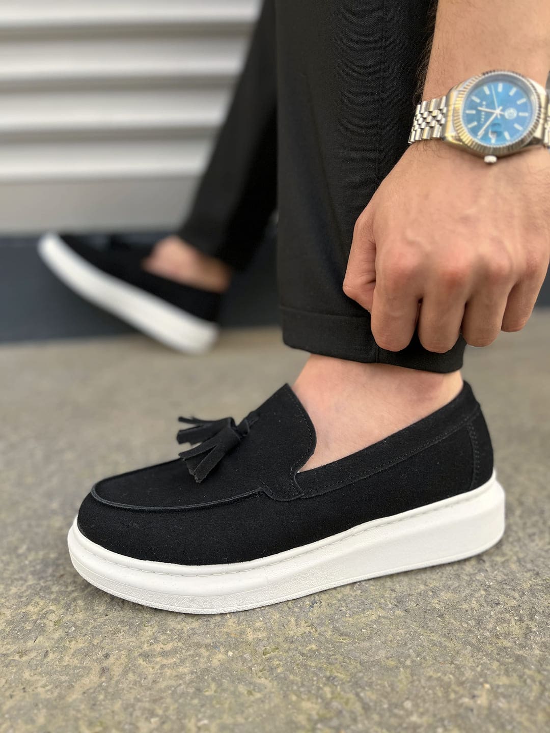 JY154 Blaze Bağcıksız Püsküllü Erkek Günlük Klasik Ayakkabı - Süet Siyah Beyaz