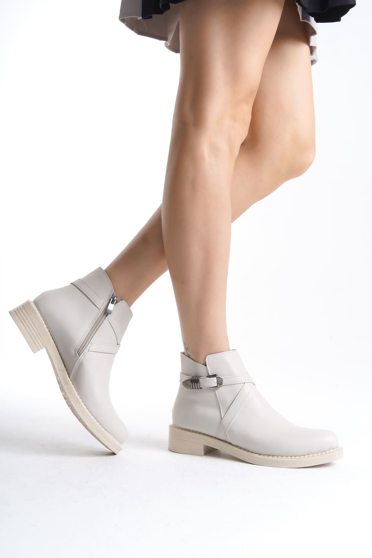 NOVA Women's Boots – Cream with Orthopedic Heels, Elastic Zipper Detail