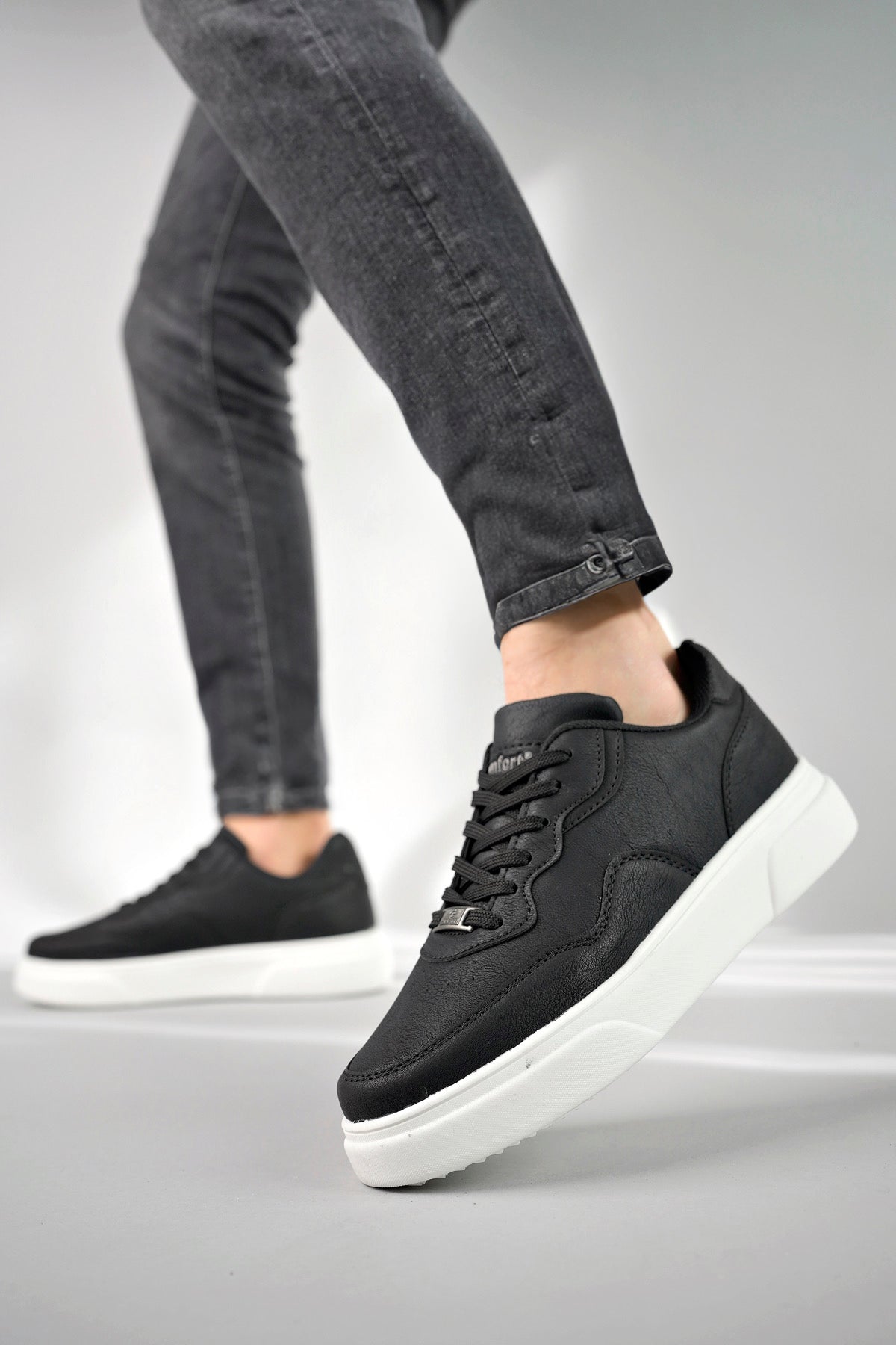 Jack Günlük Rahat Kalın Taban Siyah Beyaz Erkek Spor Ayakkabı