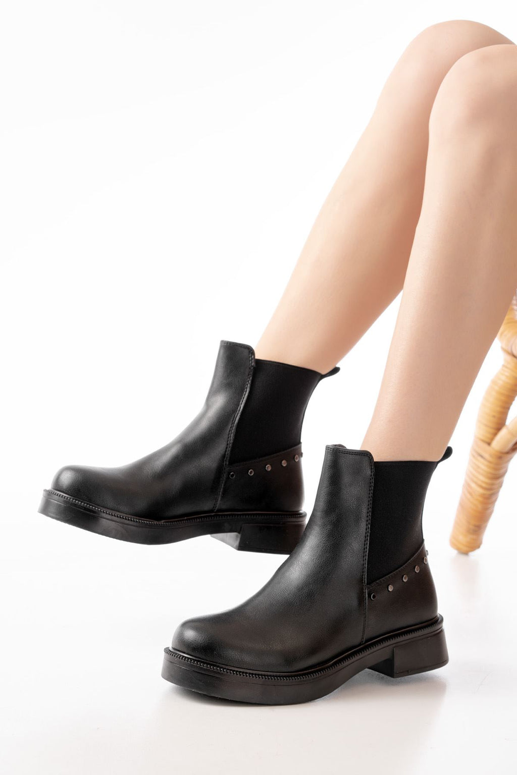 ZRİN02-2005 Premium Siyah Lastikli Günlük Kadın Bot