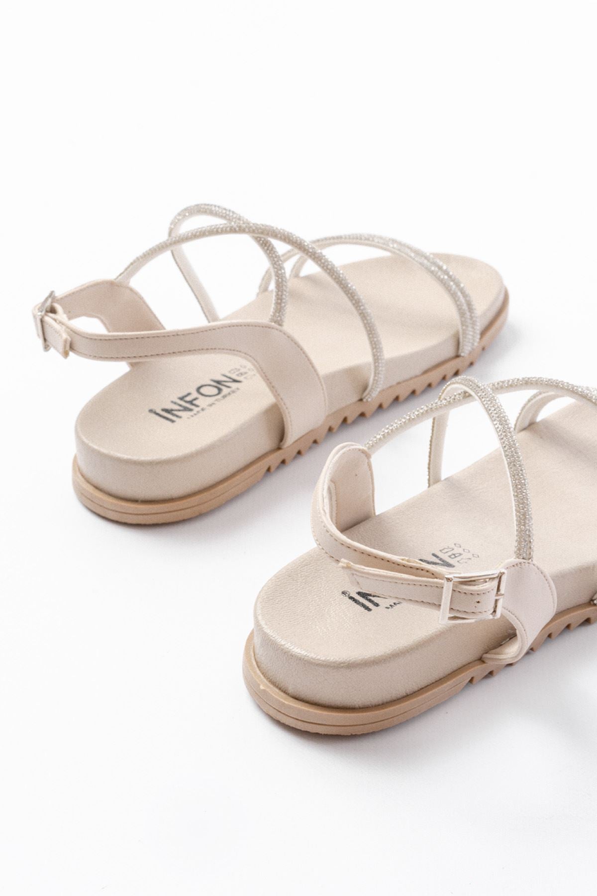ZRİN-1001-1105 Premium Bej Gümüş Taşlı Günlük Kadın Sandalet
