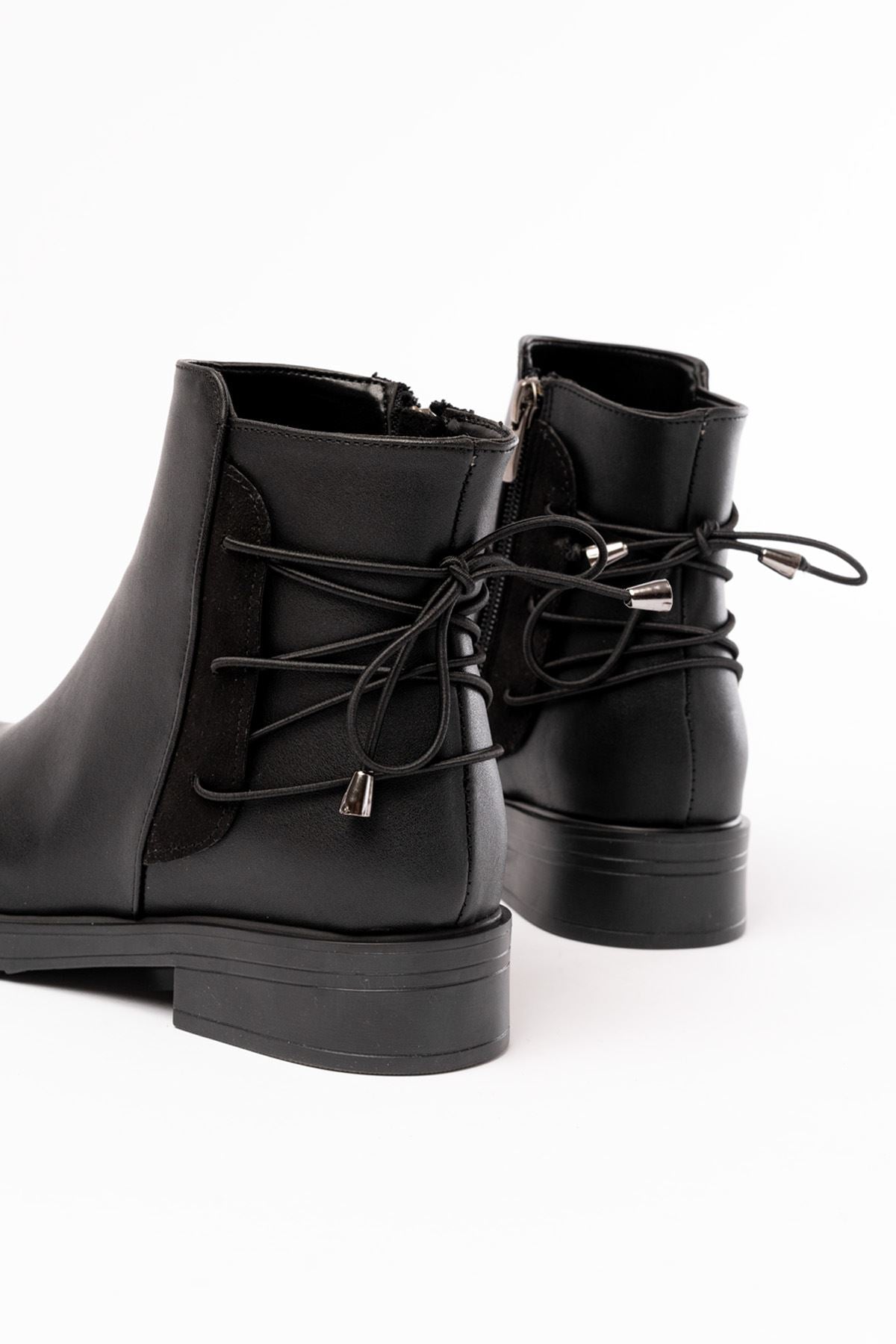 ZRİN165-209 Premium Siyah Arka Bağcıklı Fermuarlı Günlük Kadın Bot