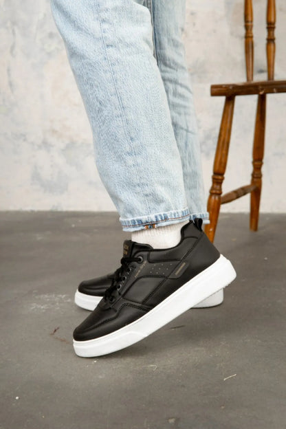 JACK Casual Comfortable Thick Sole Black White Men's Sneakers