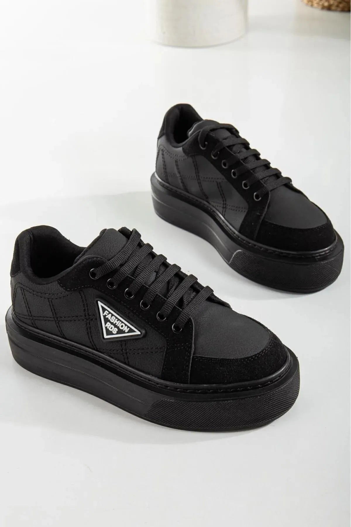 Zera Premium Orthopedic Black Lace-Up Women's Sneakers
