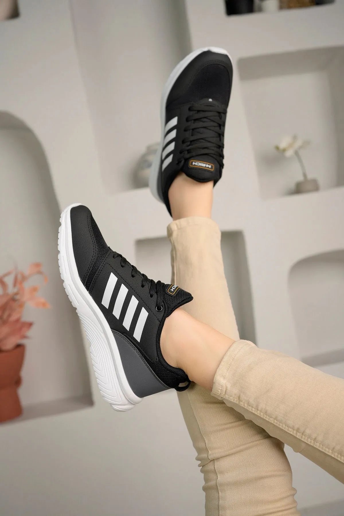 Four Orthopedic Sole Comfortable Women's Black White Sneakers