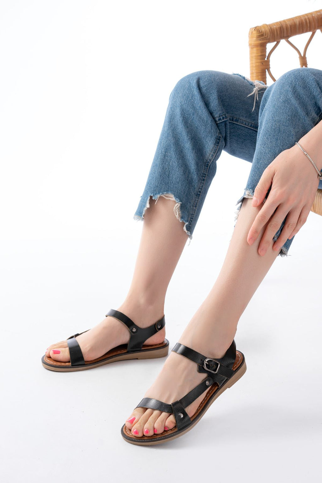 ZRİN-090 Premium Siyah Hakiki Deri Kadın Sandalet