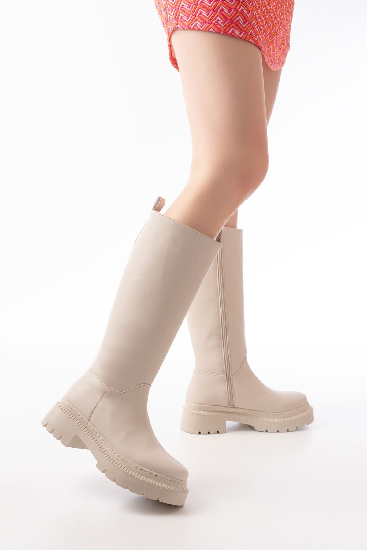 ZRİN236-340 Premium Bej Fermuarlı Günlük Kadın Çizme