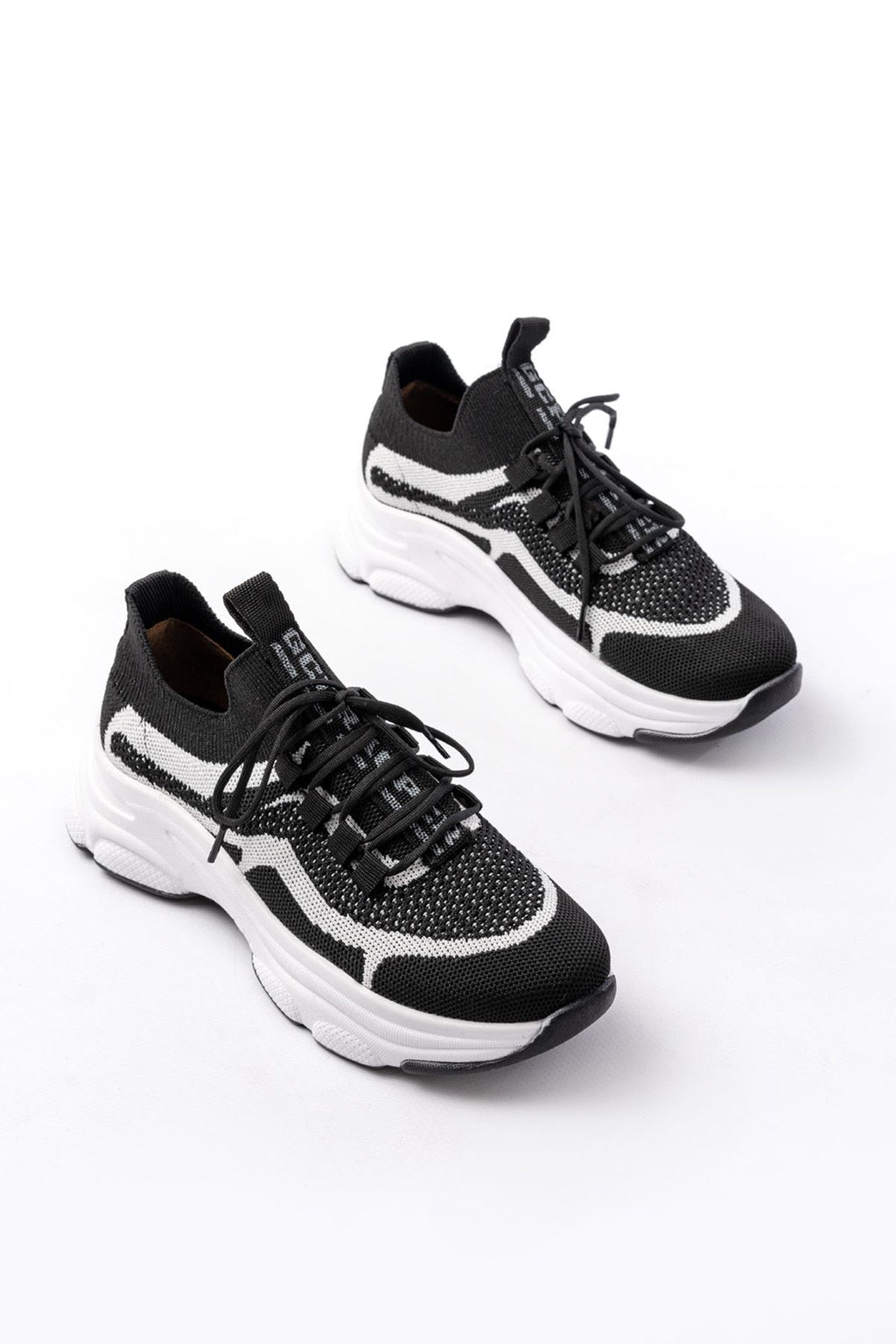 ZRİN-3001 Premium Siyah Bağcıklı Fileli Günlük Sneaker