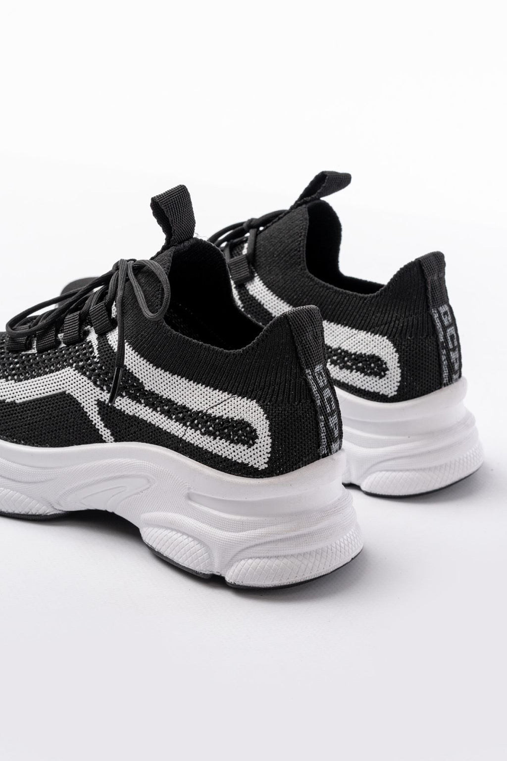 ZRİN-3001 Premium Siyah Bağcıklı Fileli Günlük Sneaker