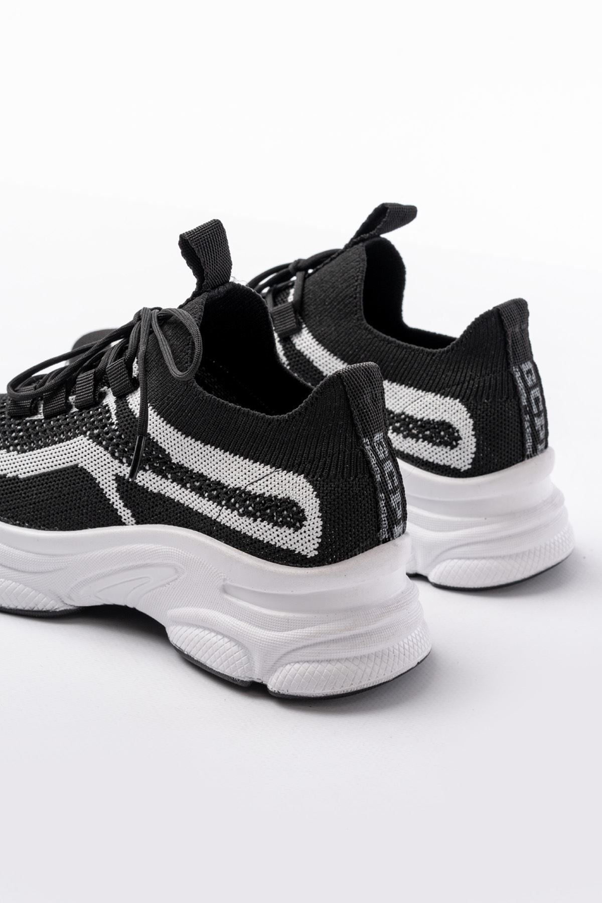 ZRİN-3001 Premium Siyah Bağcıklı Fileli Günlük Sneaker