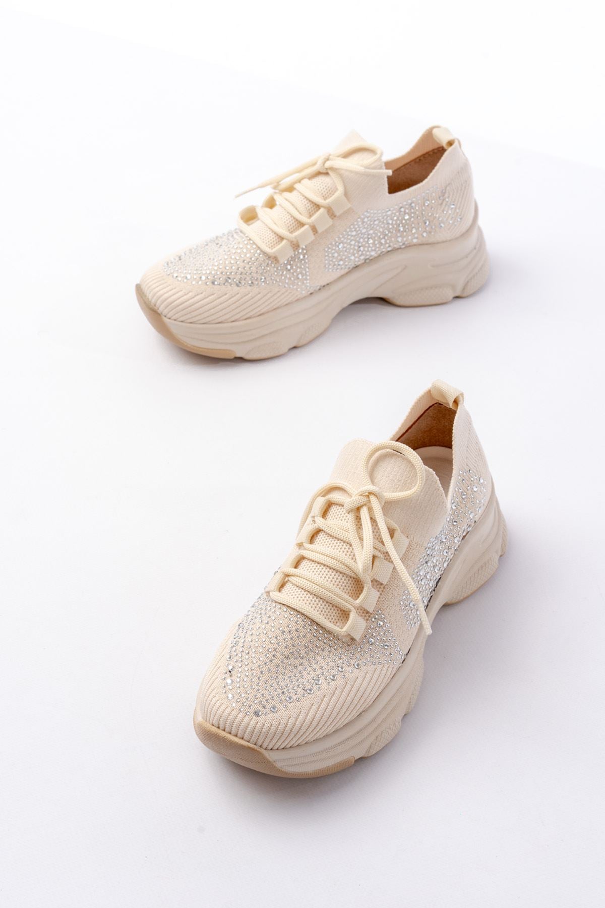 ZRİN-3002 Premium Bej Bağcıklı Fileli Taş Aksesuarlı Günlük Sneaker