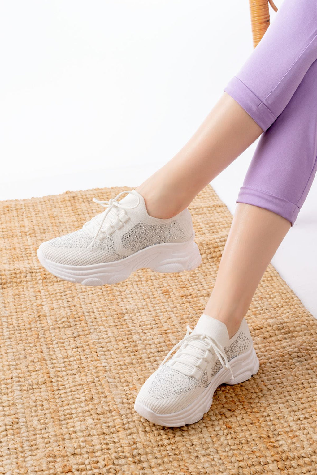 ZRİN-3002 Premium Beyaz Bağcıklı Fileli Taş Aksesuarlı Günlük Sneaker