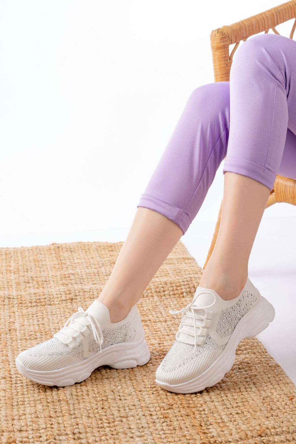 ZRİN-3002 Premium Beyaz Bağcıklı Fileli Taş Aksesuarlı Günlük Sneaker