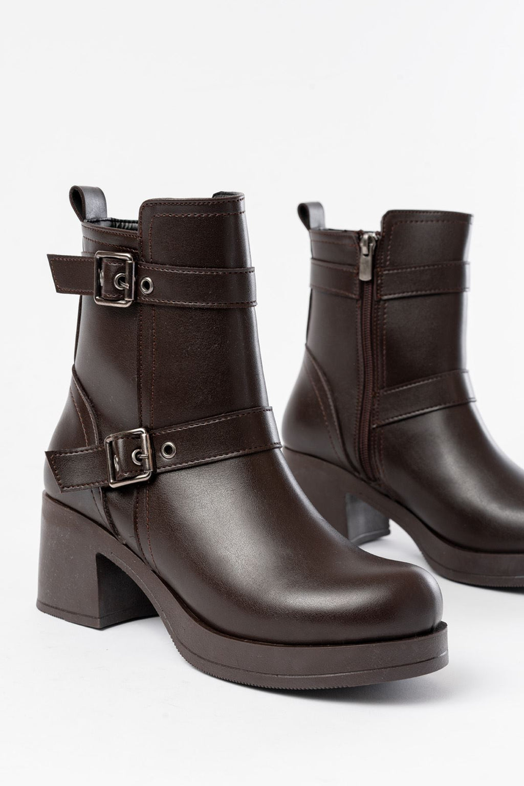 ZRİN-3027 Premium Kahverengi Topuklu Fermuarlı Günlük Kadın Bot