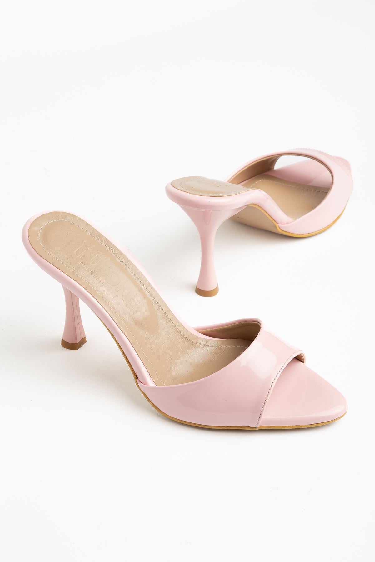 ZRİN-716 Pembe Rugan Sivri Burunlu Topuklu Terlik 9 cm