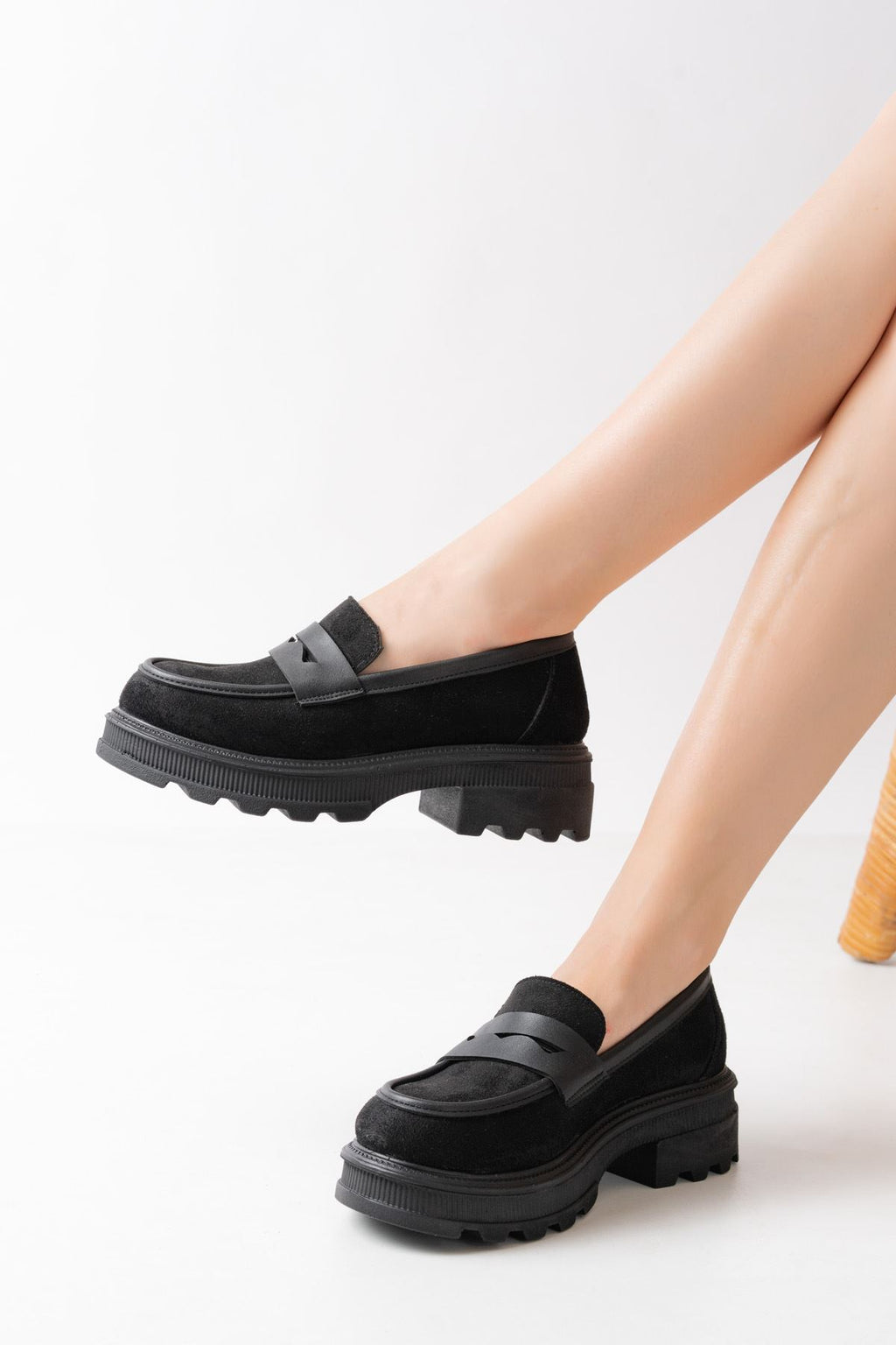 ZRİN-759 Premium Siyah Süet Ortopedik Yüksek Tabanlı Loafer