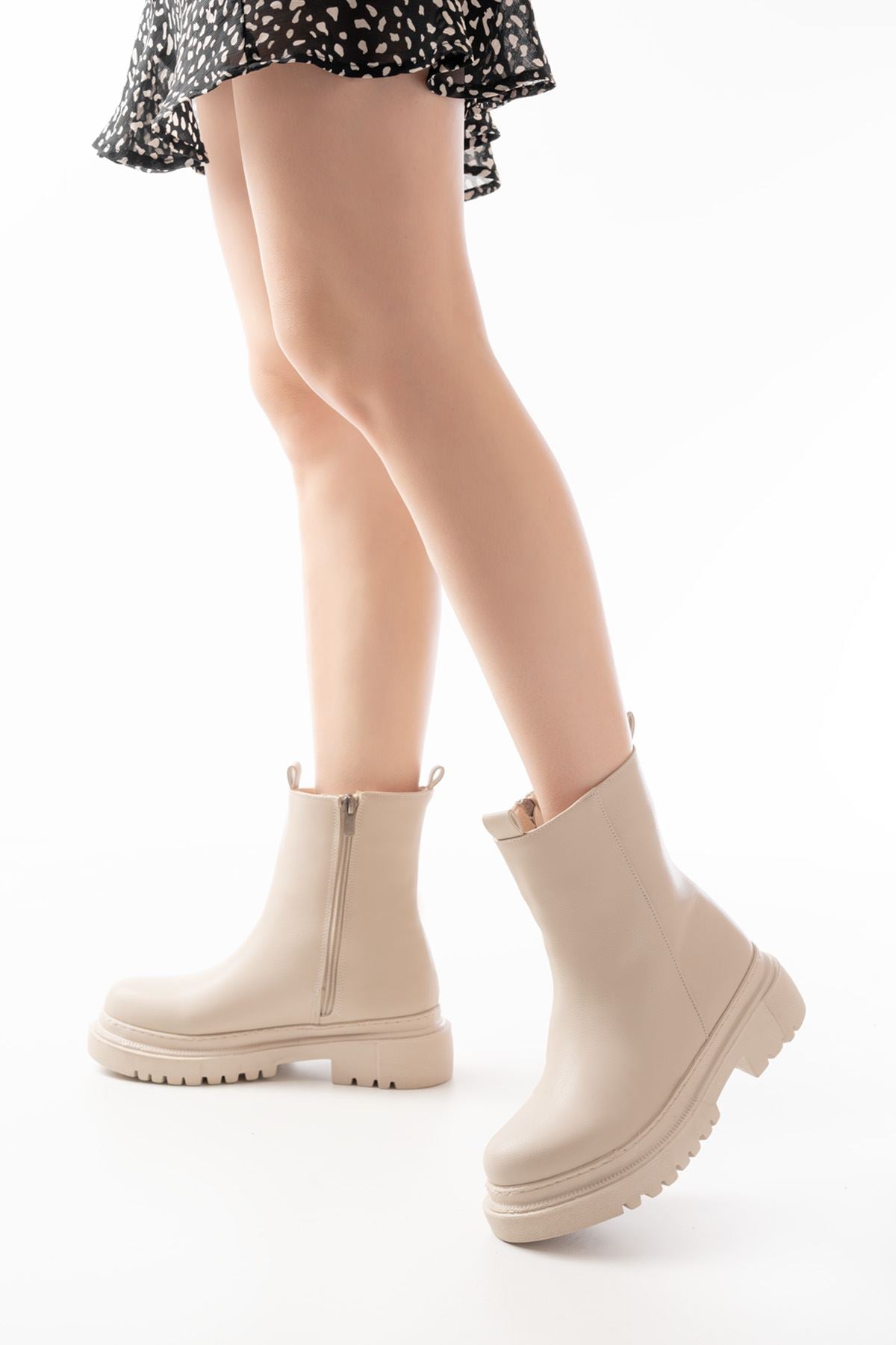 ZRİN812-2012 Premium Bej Fermuarlı Günlük Kadın Bot