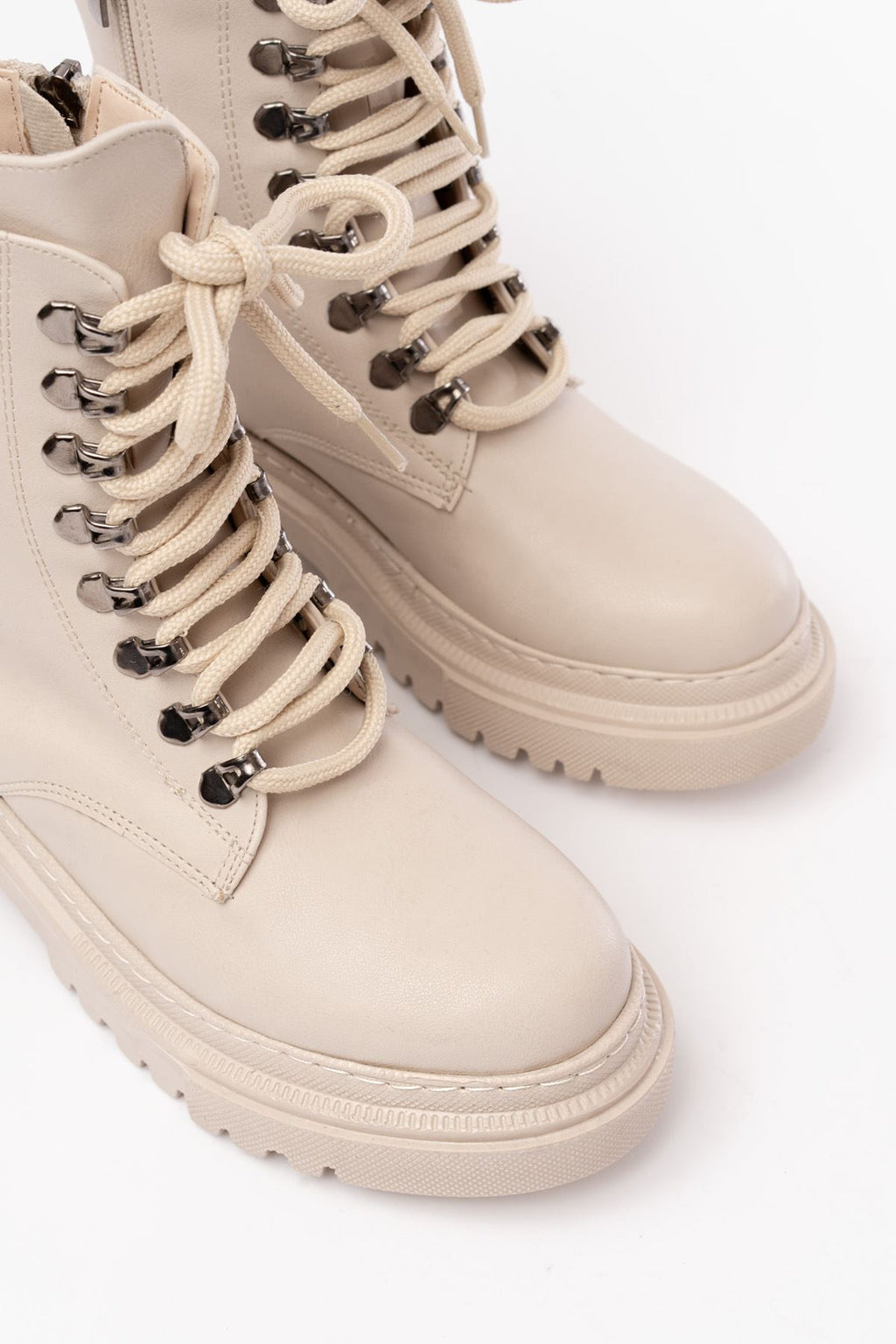 ZRİN-2121 Premium Bej Bağcıklı Fermuarlı Günlük Kadın Bot