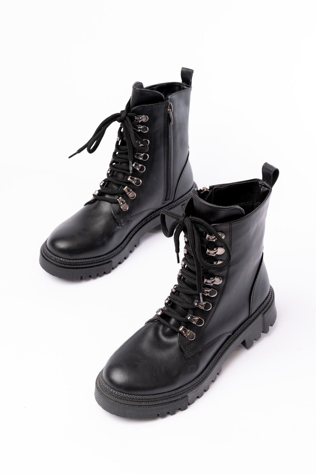ZRİN-2121 Premium Siyah Bağcıklı Fermuarlı Günlük Kadın Bot