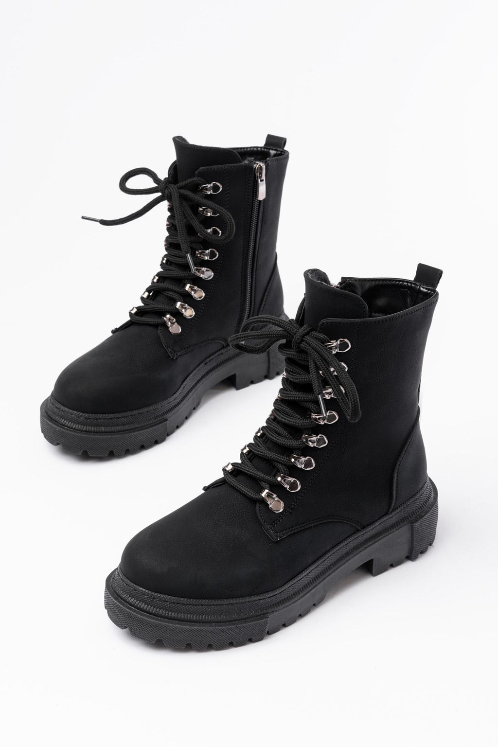 ZRİN-2121 Premium Siyah Zümrüt Bağcıklı Fermuarlı Günlük Kadın Bot