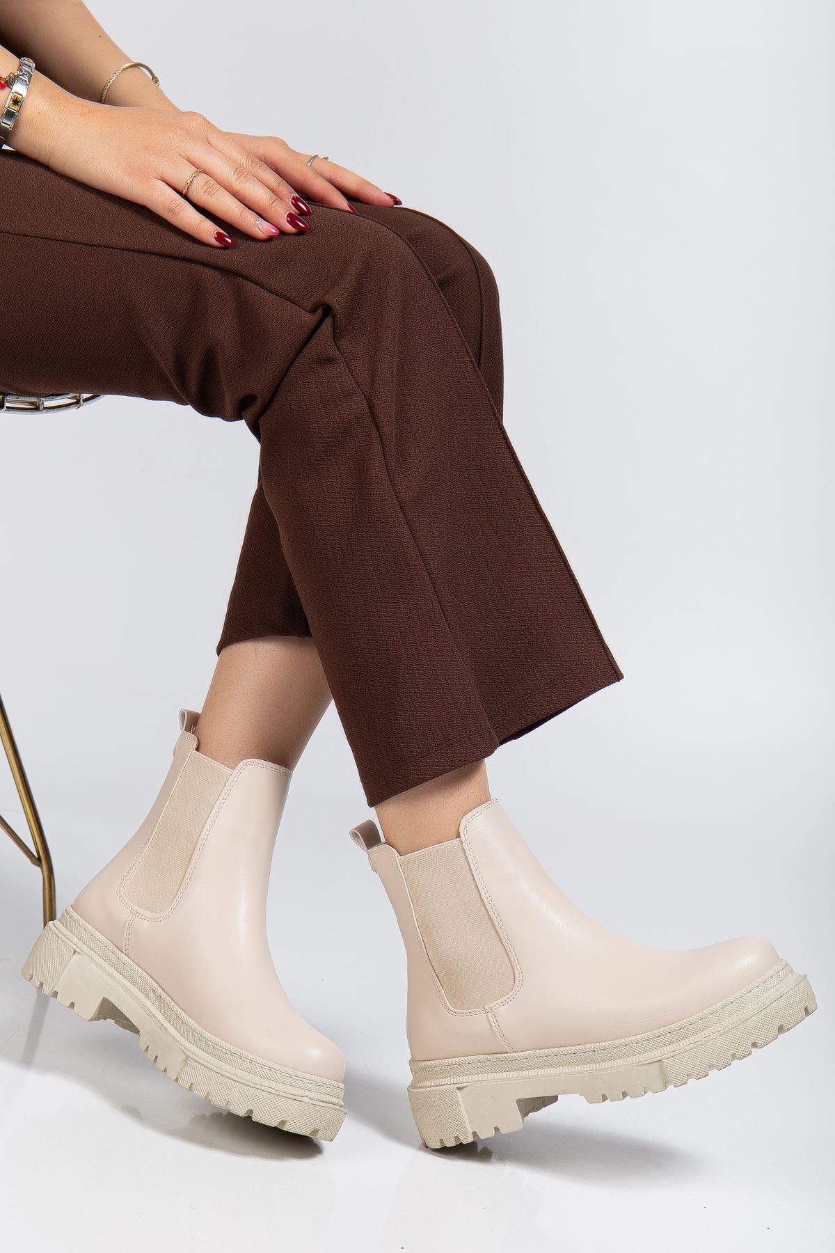 ZRİN812-2137 Premium Bej Lastikli Günlük Kadın Bot