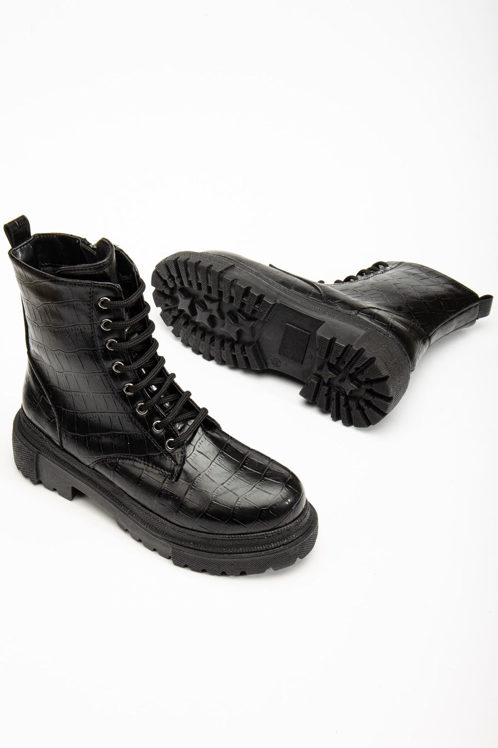 ZRİN812-356 Premium Siyah Kroko Bağcıklı Fermuarlı Günlük Kadın Bot