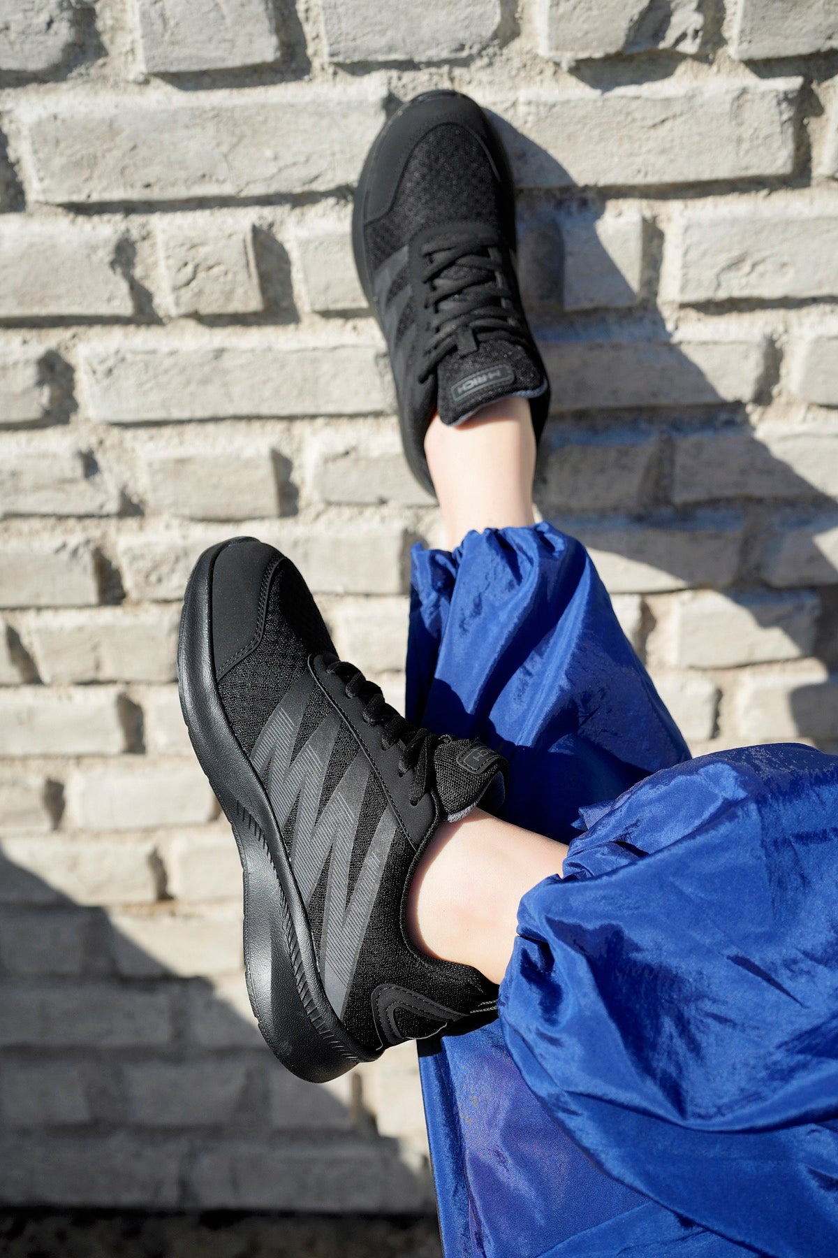 Rich003 Lace-Up Comfortable Summer Black Unisex Sneakers