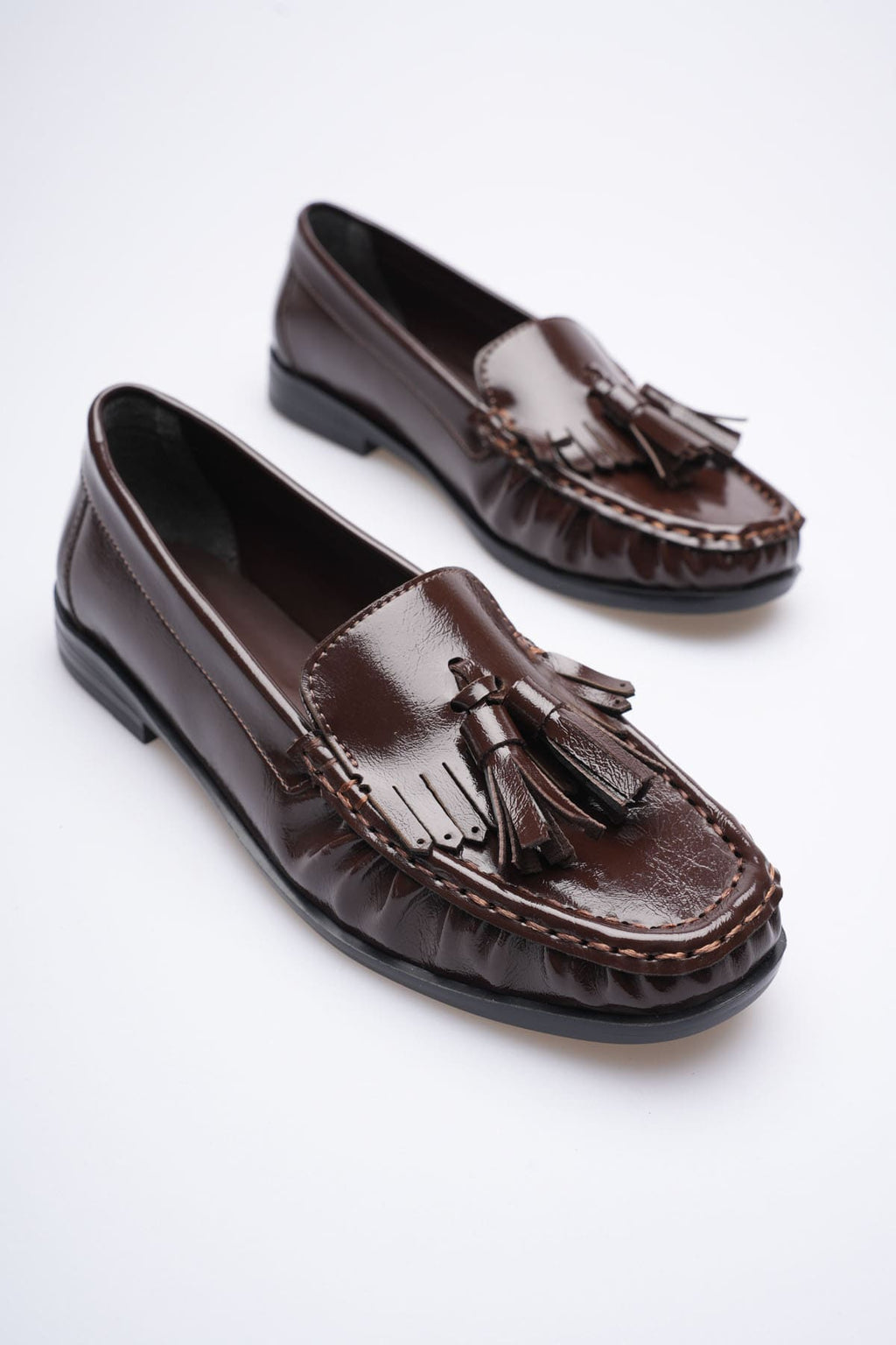 ZR88MS01 Premium Acı Kahve Rugan Püsküllü Kadın Loafer Babet
