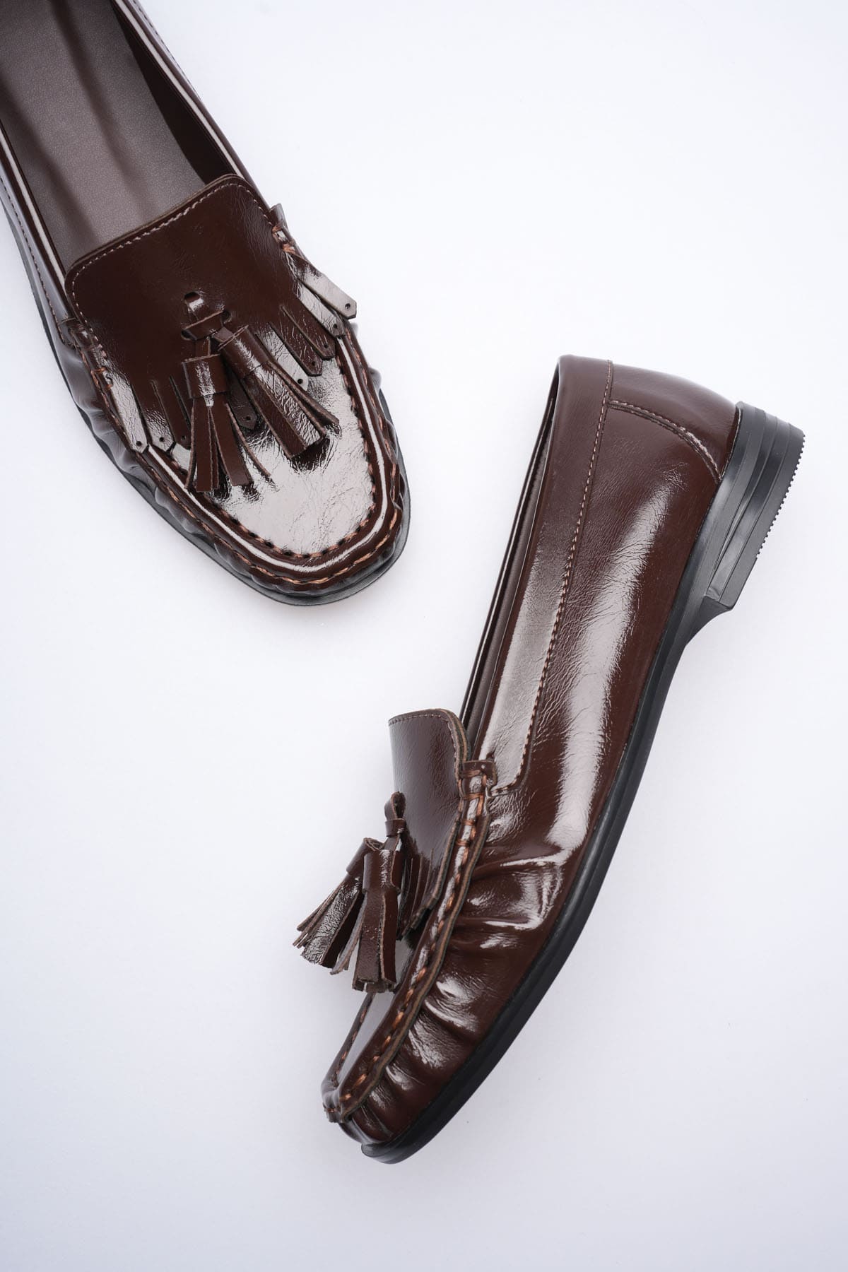 ZR88MS01 Premium Acı Kahve Rugan Püsküllü Kadın Loafer Babet