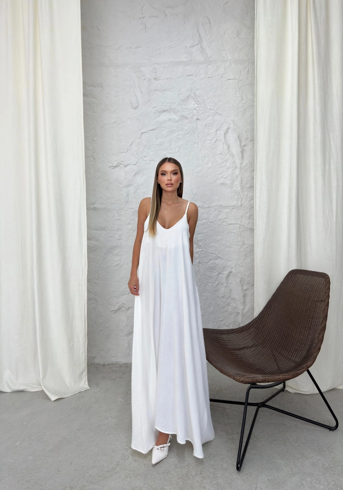 Aerobin Askılı Uzun Elbise Beyaz