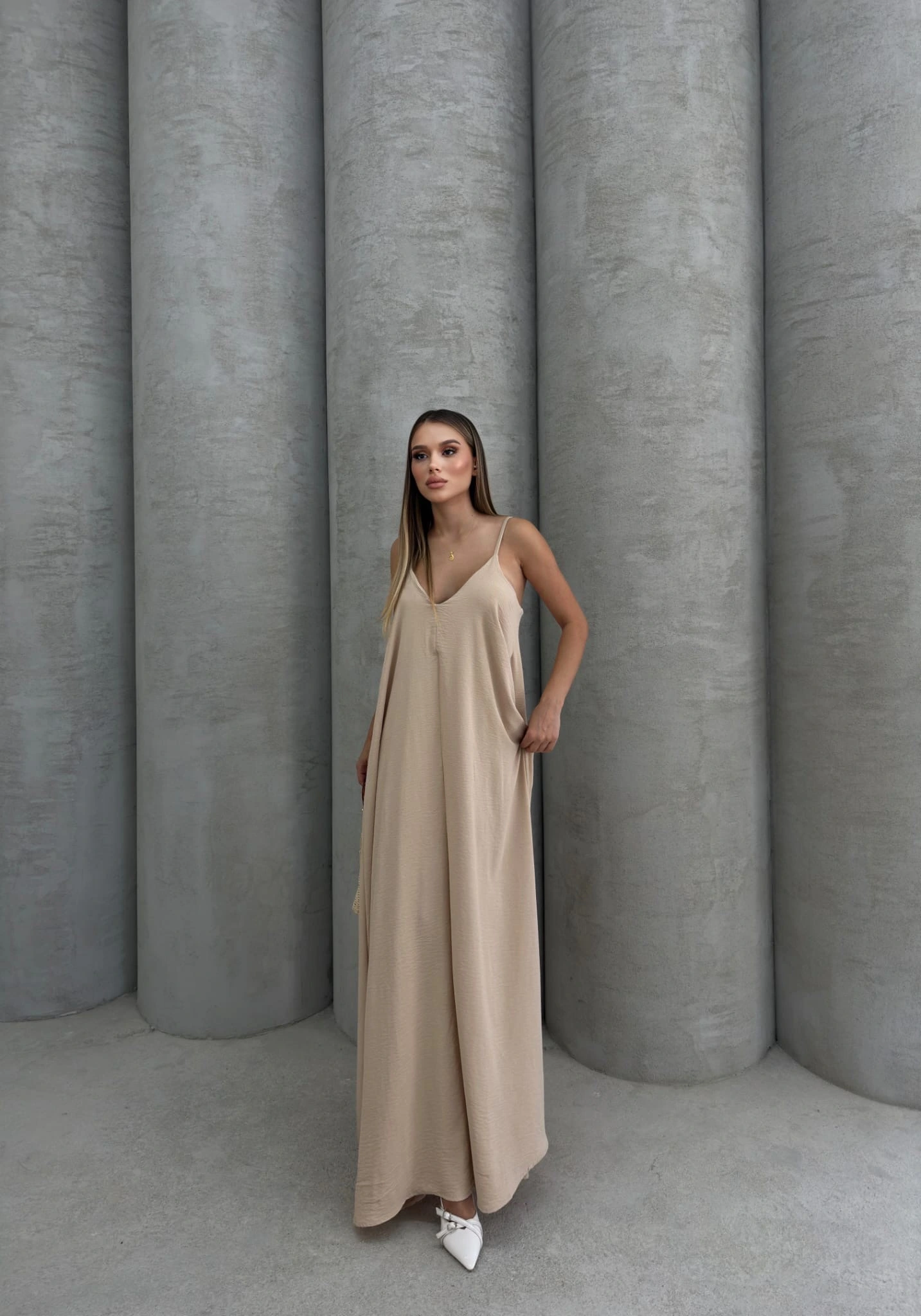 Aerobin Askılı Uzun Elbise Bej