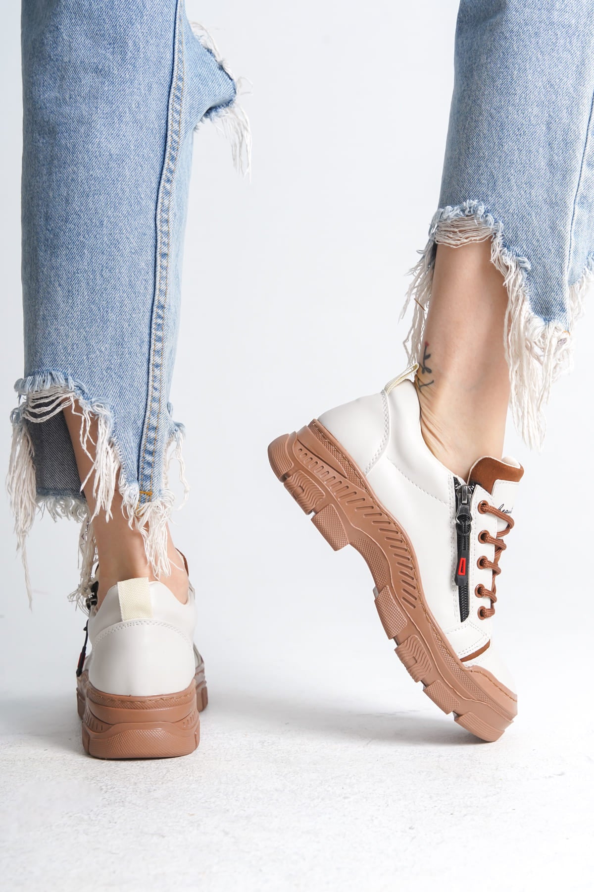 Naritha Zippered &amp; Laced Orthopedic Women's Cream Tan Sneakers