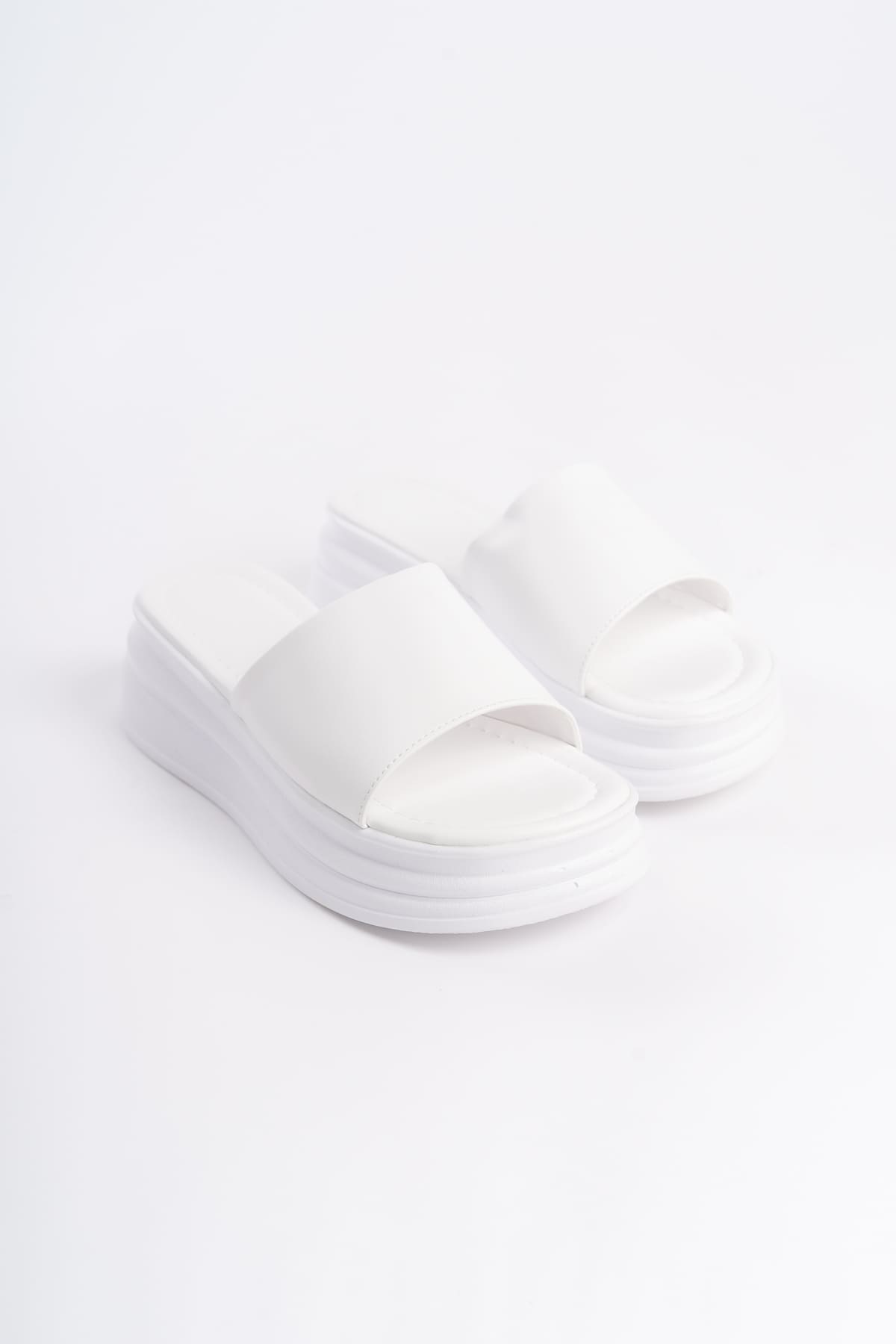 ALICEX Wedge Heel Thick and Orthopedic Sole Women's Slippers - White