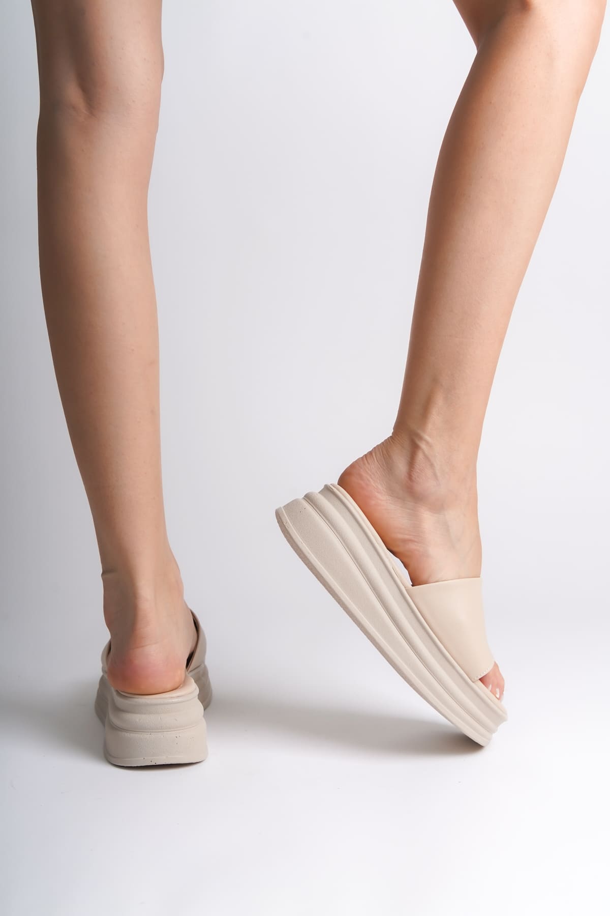 ALICEX Wedge Heel Thick and Orthopedic Sole Women's Slippers - Cream