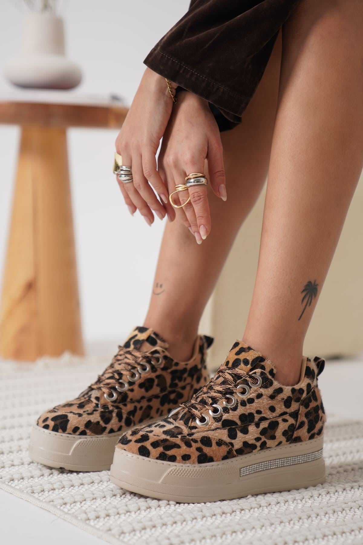 LUNORA Limited Series Leopard Pattern Orthopedic Women's Sneakers