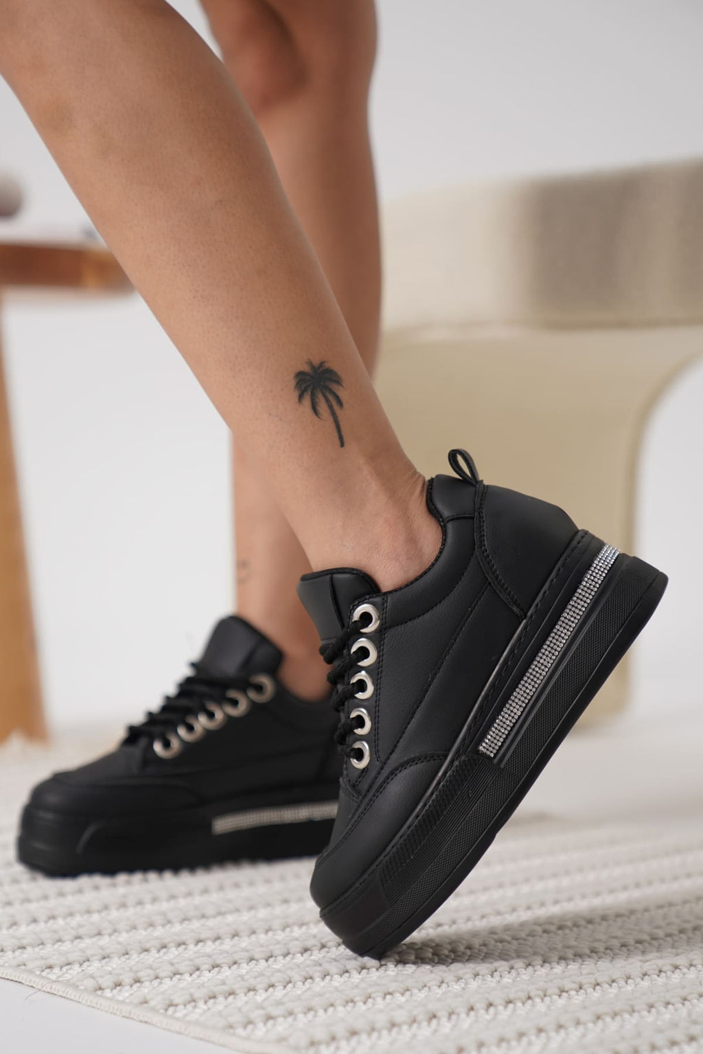 Lunora Premium Yüksek Taban Siyah 8 cm Gizli Topuk Kadın Sneaker