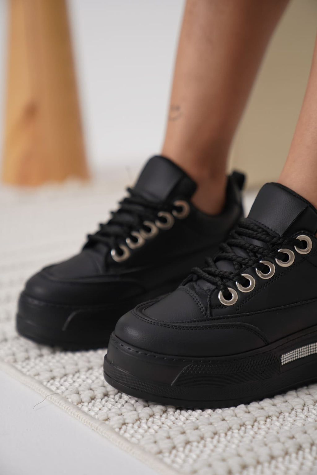 Lunora Premium Yüksek Taban Siyah 8 cm Gizli Topuk Kadın Sneaker