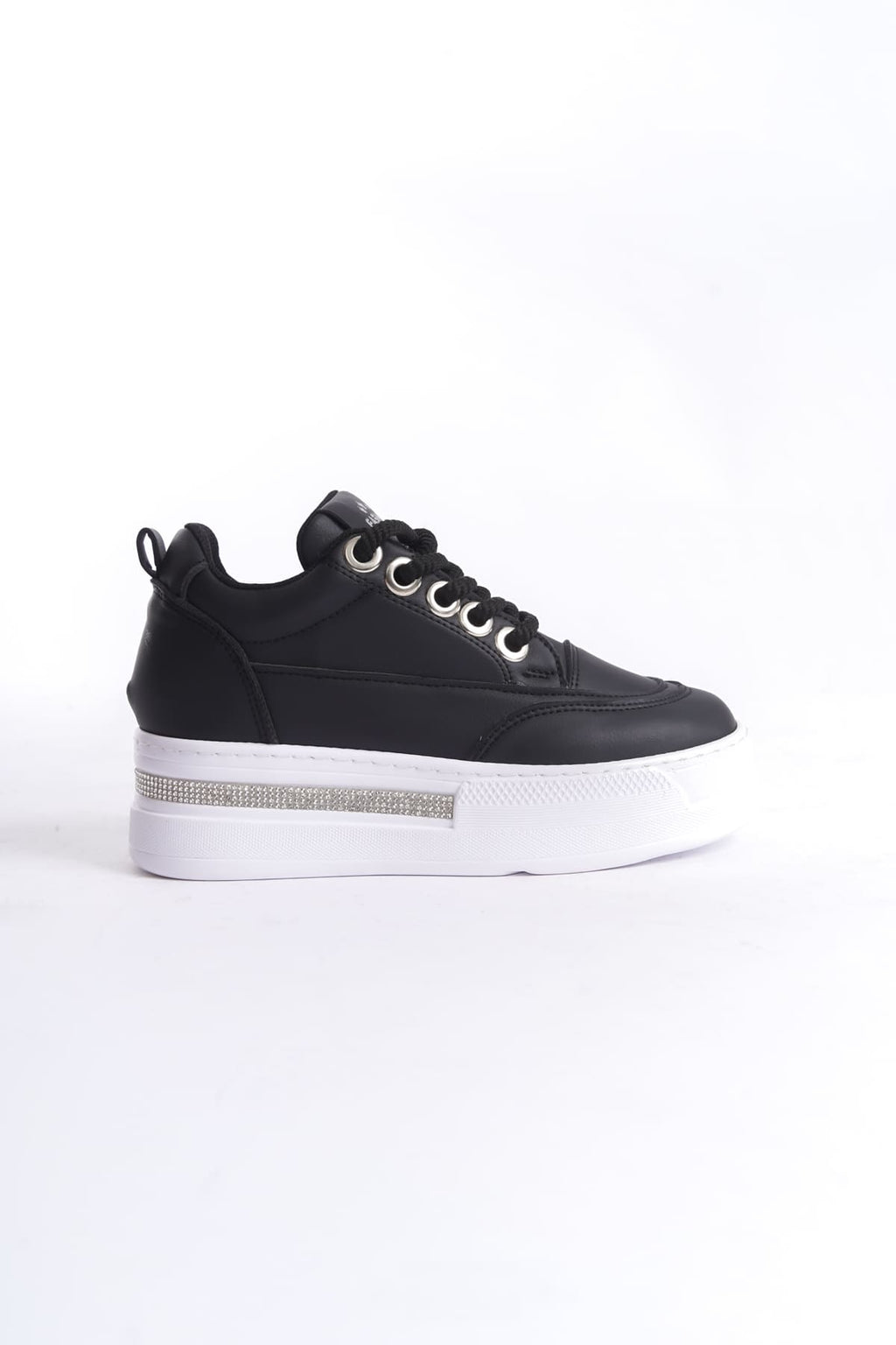 Lunora Premium Yüksek Taban Siyah Beyaz 8 cm Gizli Topuk Kadın Sneaker