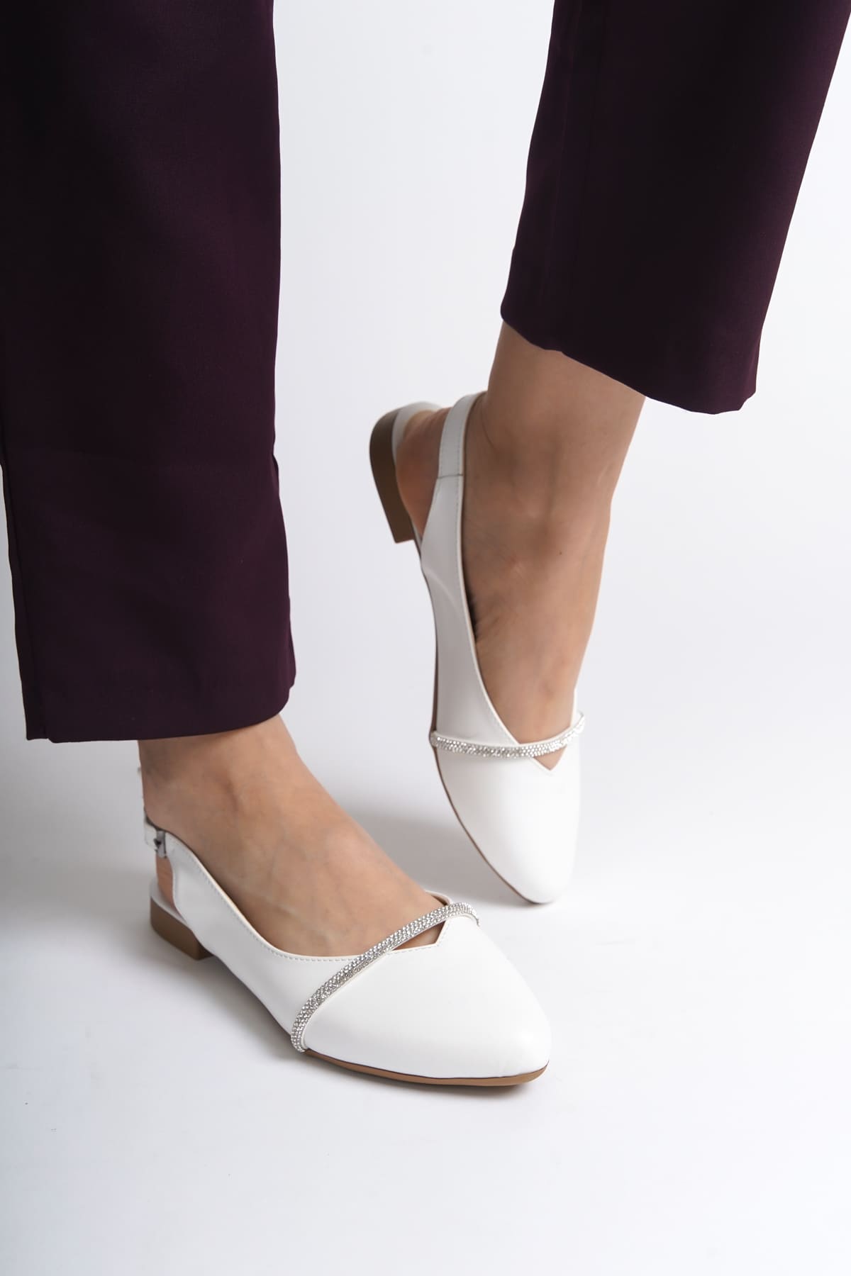 ALLISON Buckled Orthopedic Comfortable Stone Detailed Women's White Ballerinas