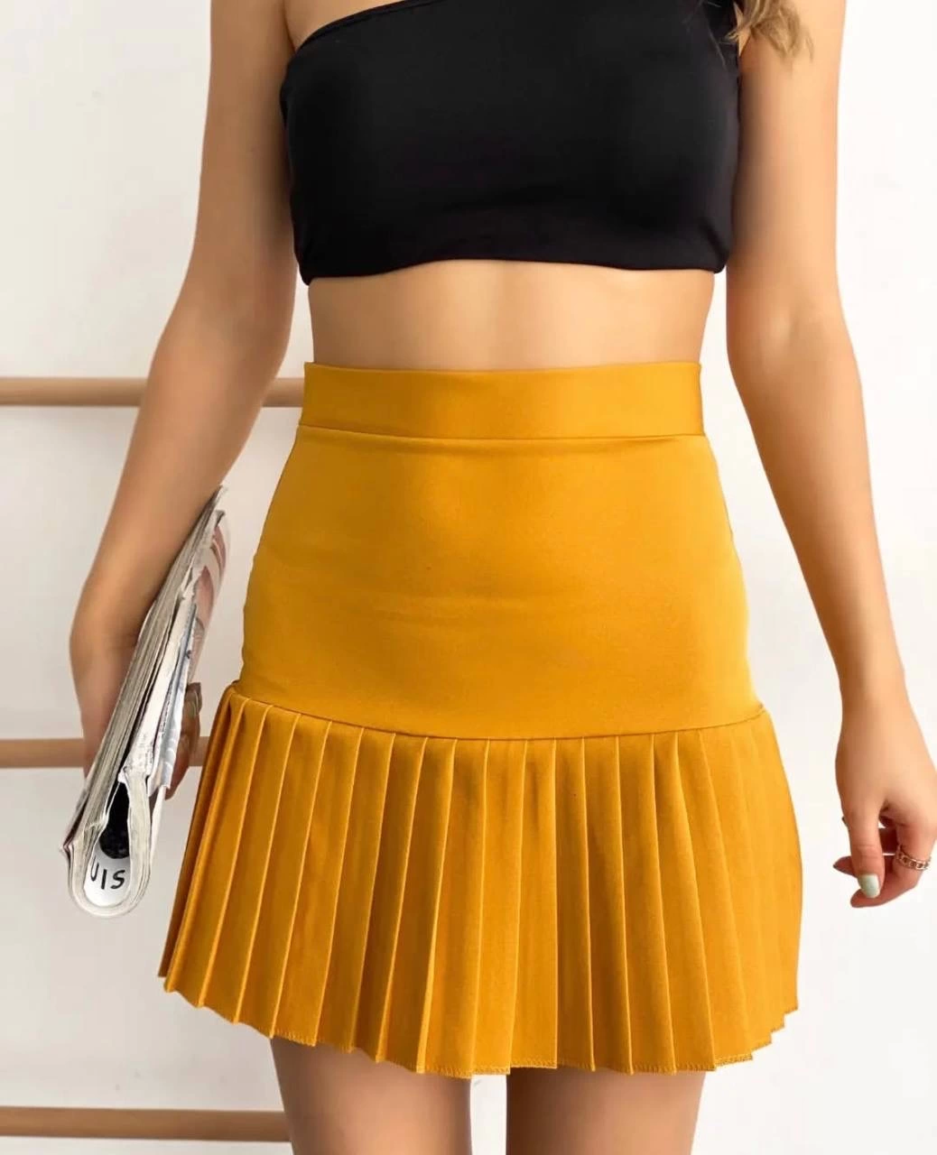 Altı Pliseli Mini Etek Hardal