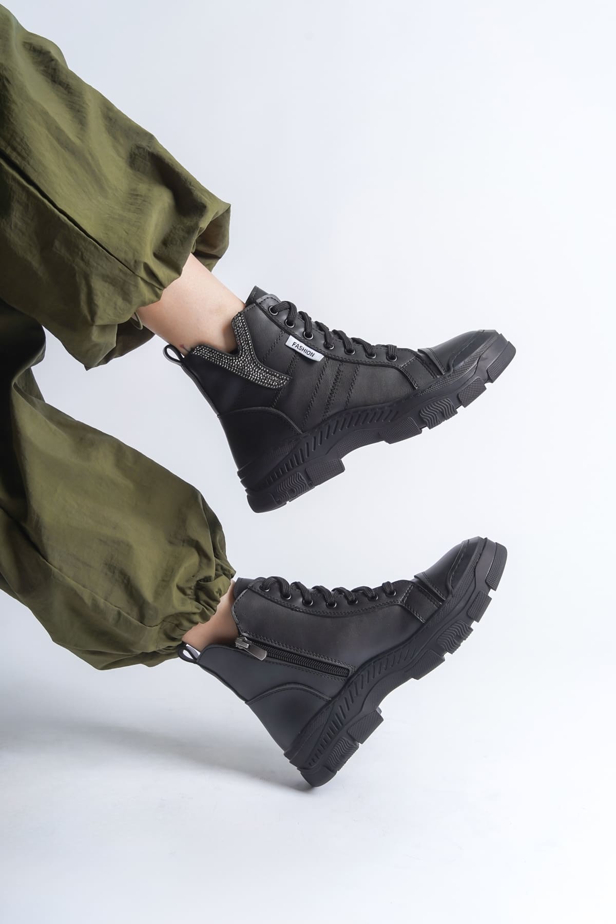 AMBER Lace-Up Zippered Orthopedic Sole Women's Boots - Black