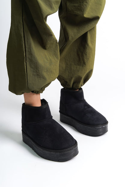 AMELIA Laceless Thick Sole Fur Lined Short Women's Boots - Suede Black 