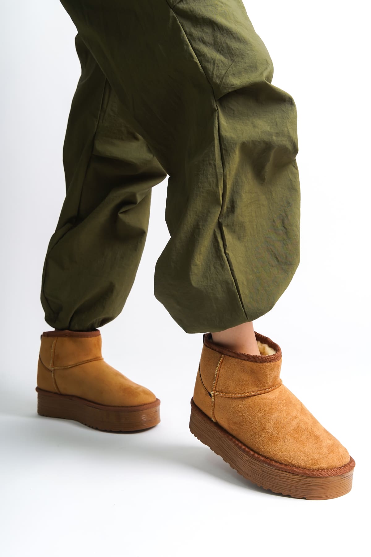 AMELIA Laceless Thick Sole Fur Lined Short Women's Boots - Suede Tan 